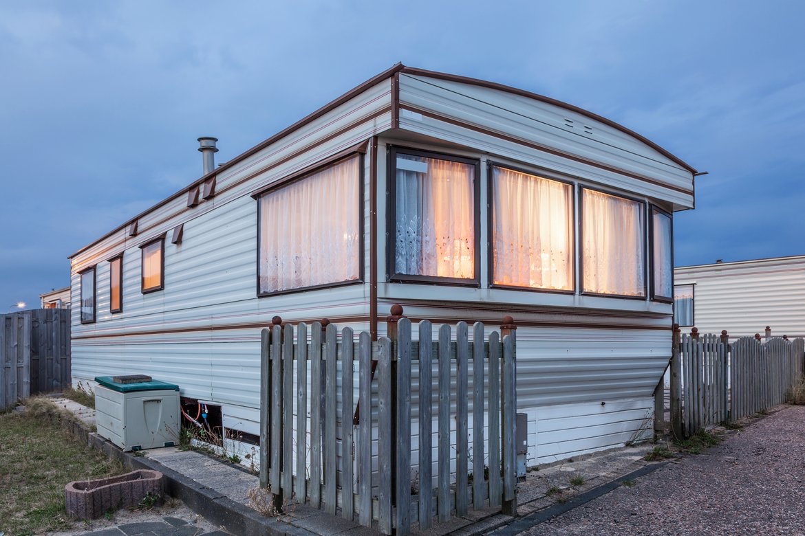are old mobile homes worth anything