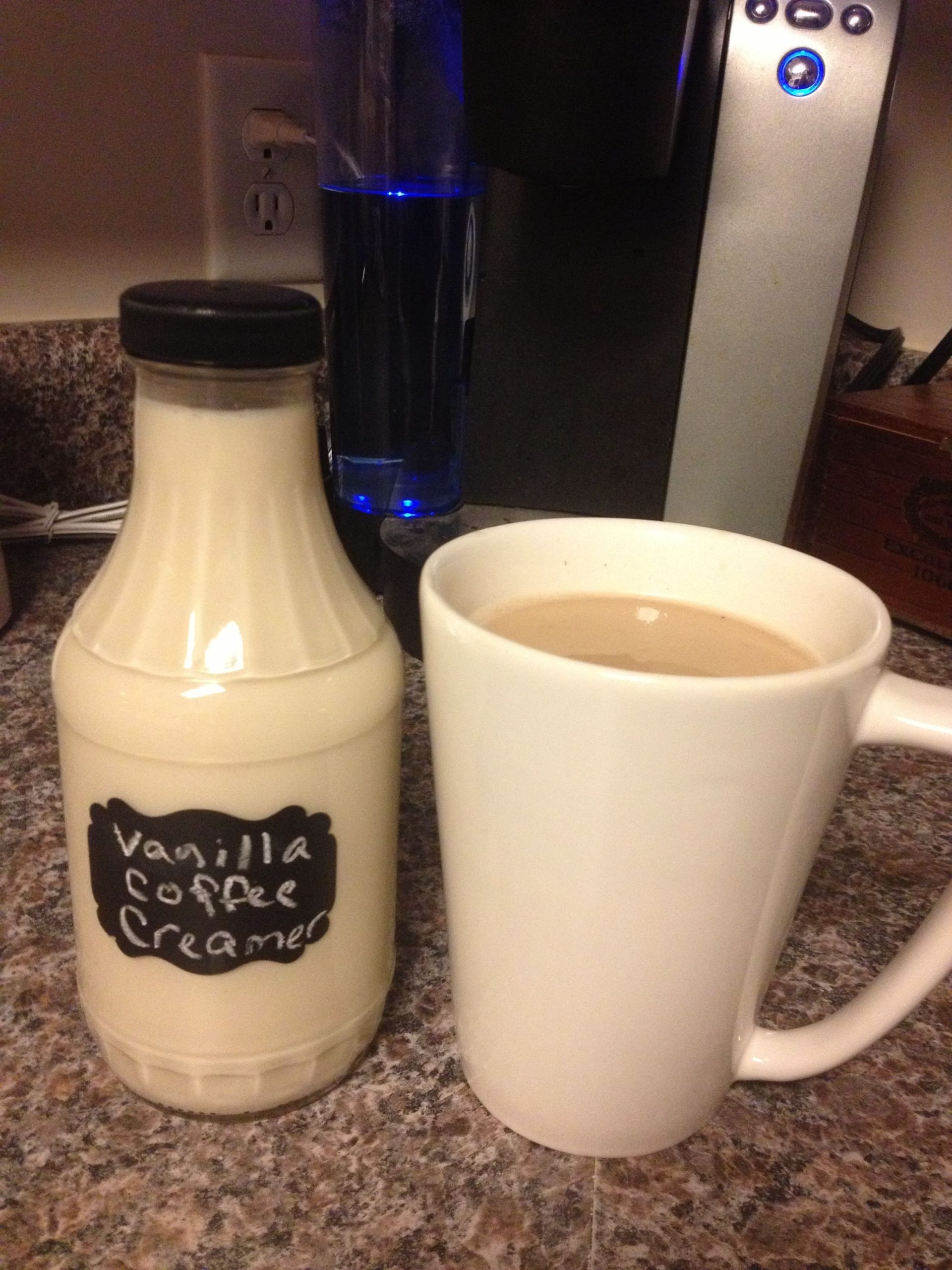 homemade caramel coffee creamer