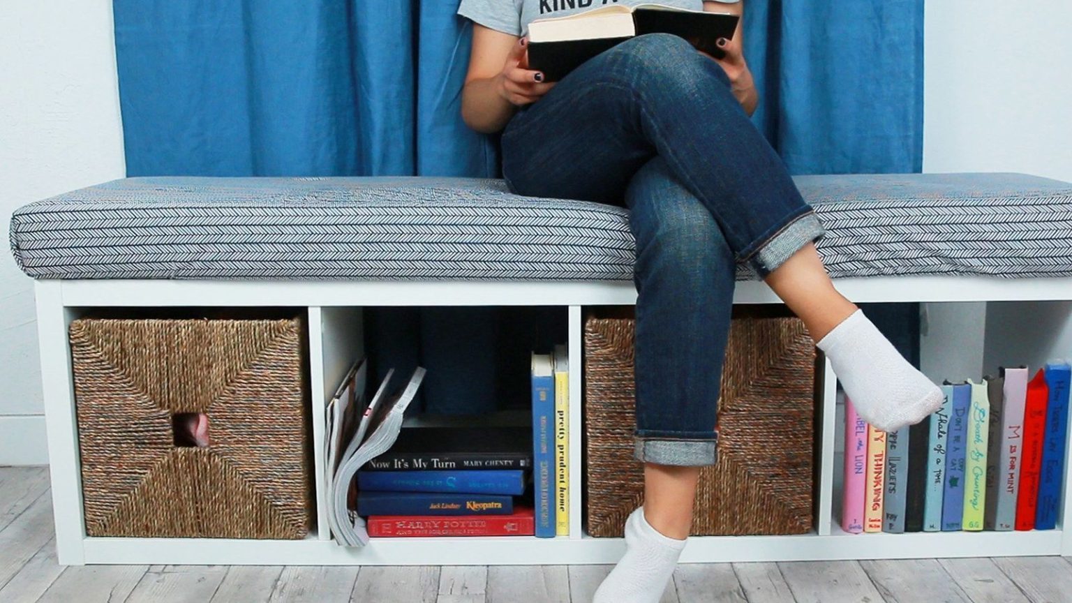 The Ultimate Guide to Bookshelf Benches Find the Perfect Blend of