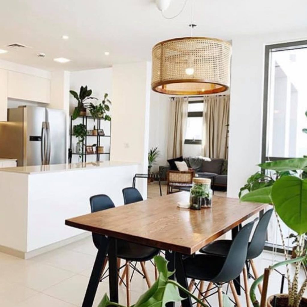 The Ultimate Guide to Dining Room Table Lights: Styles, Trends & Expert ...